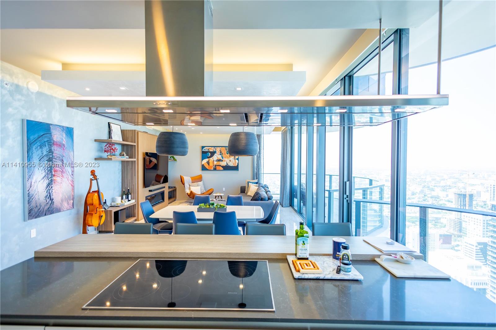 1000 Brickell Plz Unit: PH5707