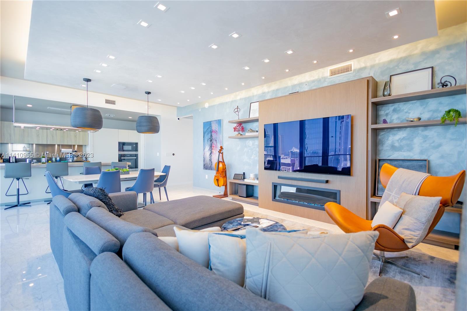 1000 Brickell Plz Unit: PH5707