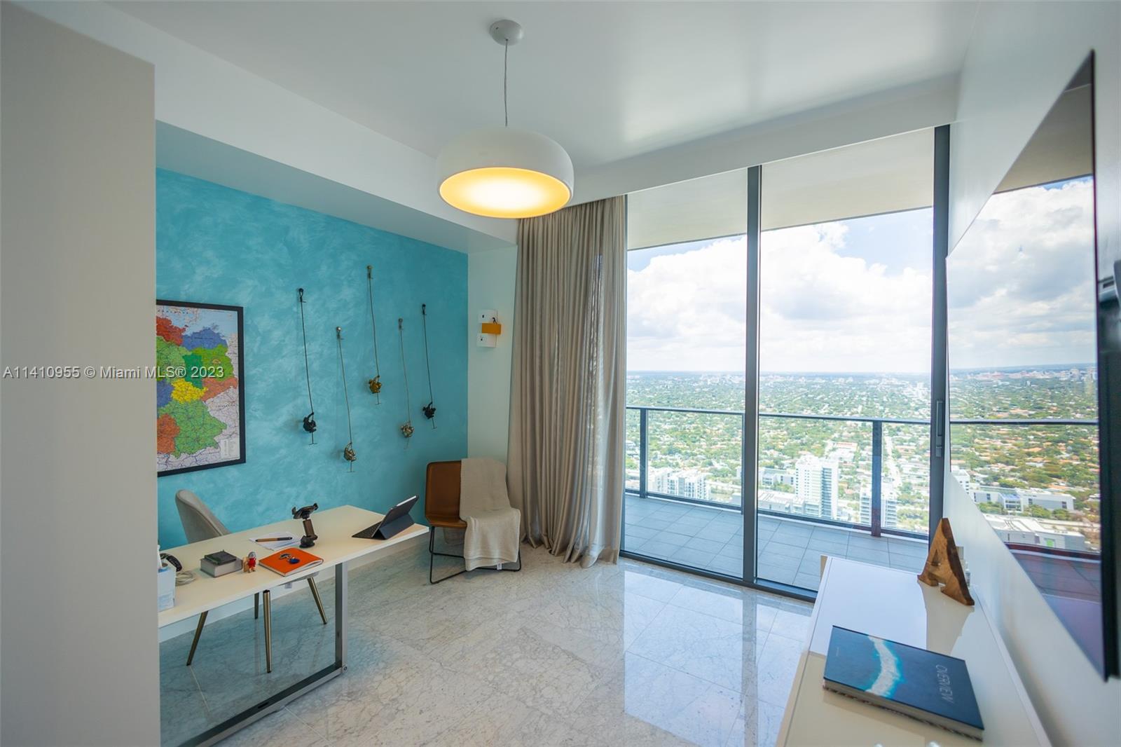 1000 Brickell Plz Unit: PH5707
