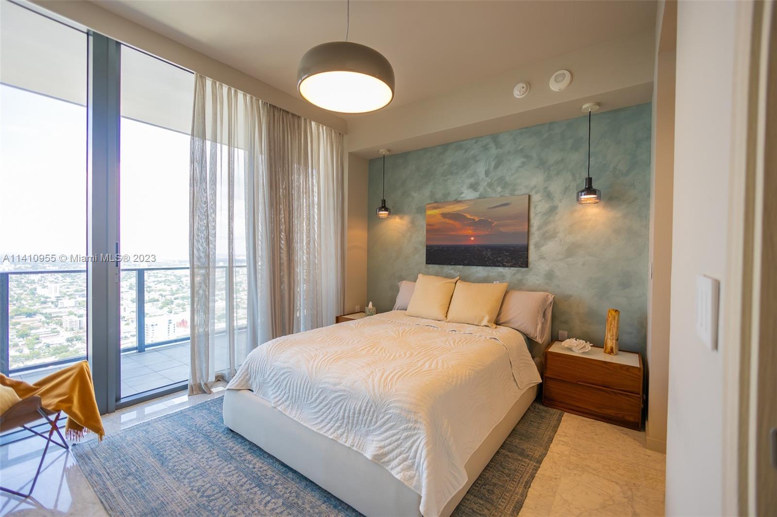 1000 Brickell Plz Unit: PH5707