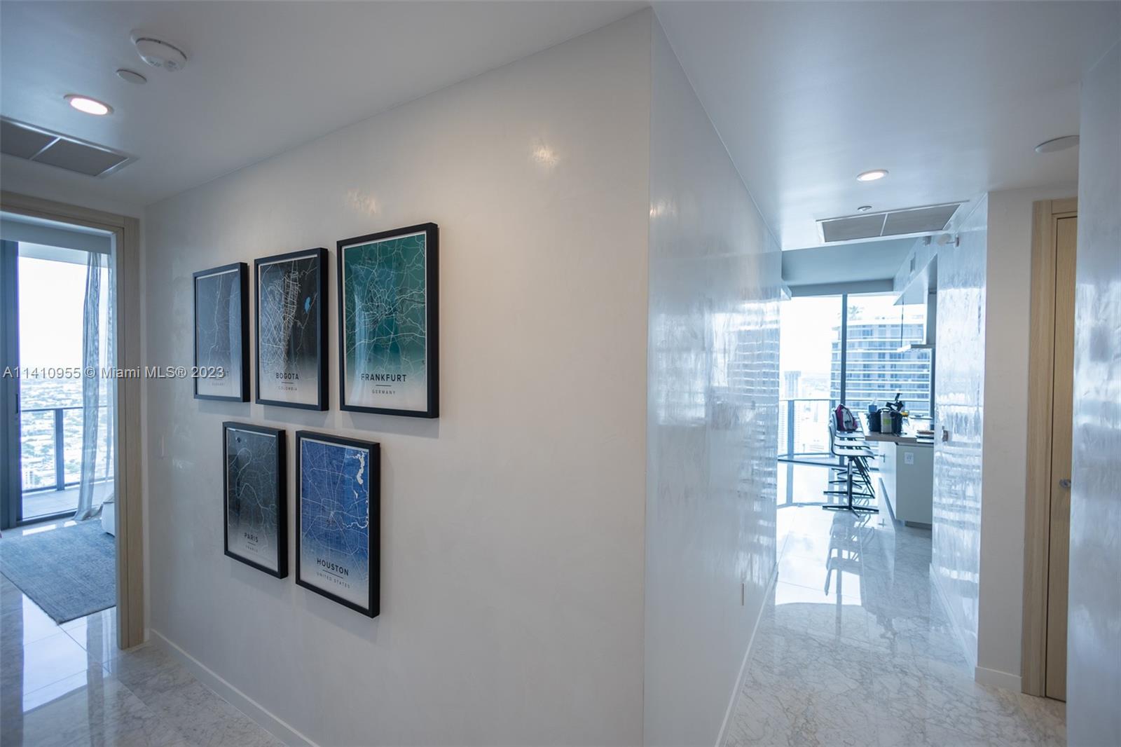 1000 Brickell Plz Unit: PH5707