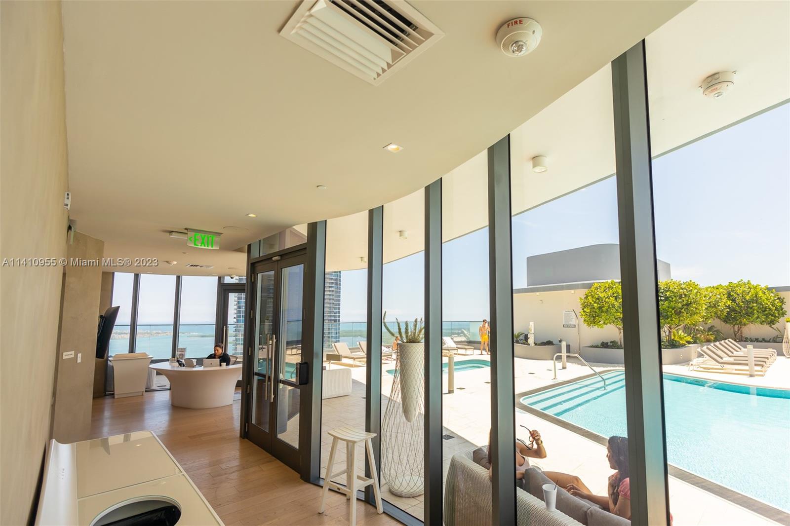 1000 Brickell Plz Unit: PH5707