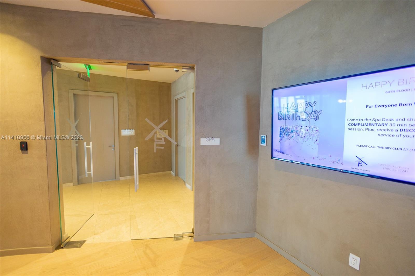 1000 Brickell Plz Unit: PH5707