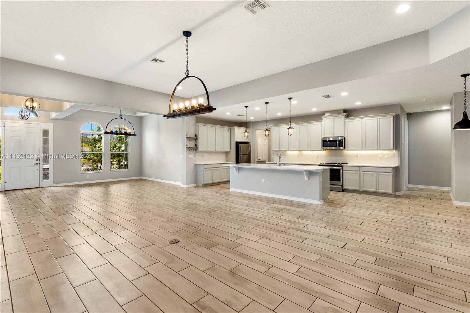 7023 MONTEREY CYPRESS TRL