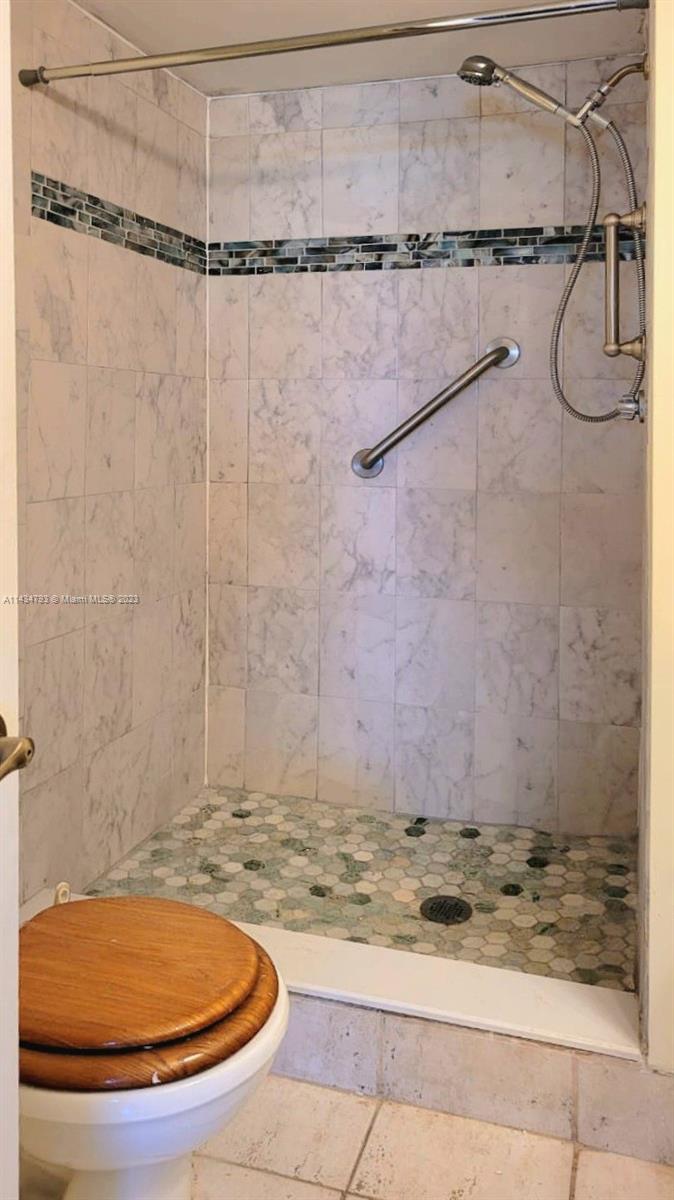 2931 E Sunrise Lakes Dr Unit: 304