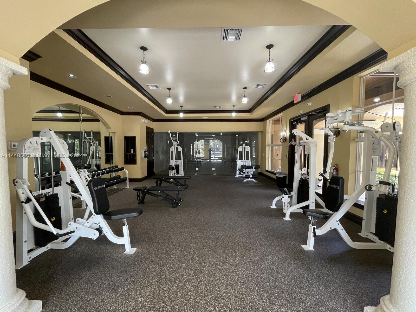 7930 N Nob Hill Rd # 204