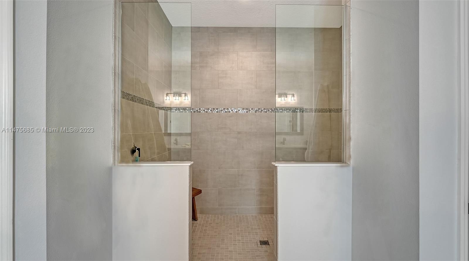 269 Bocelli Dr