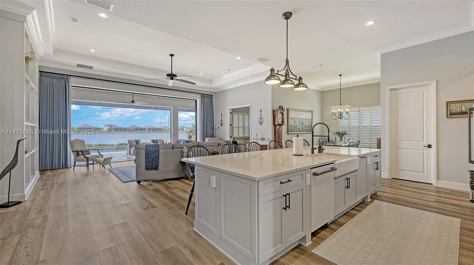 269 Bocelli Dr