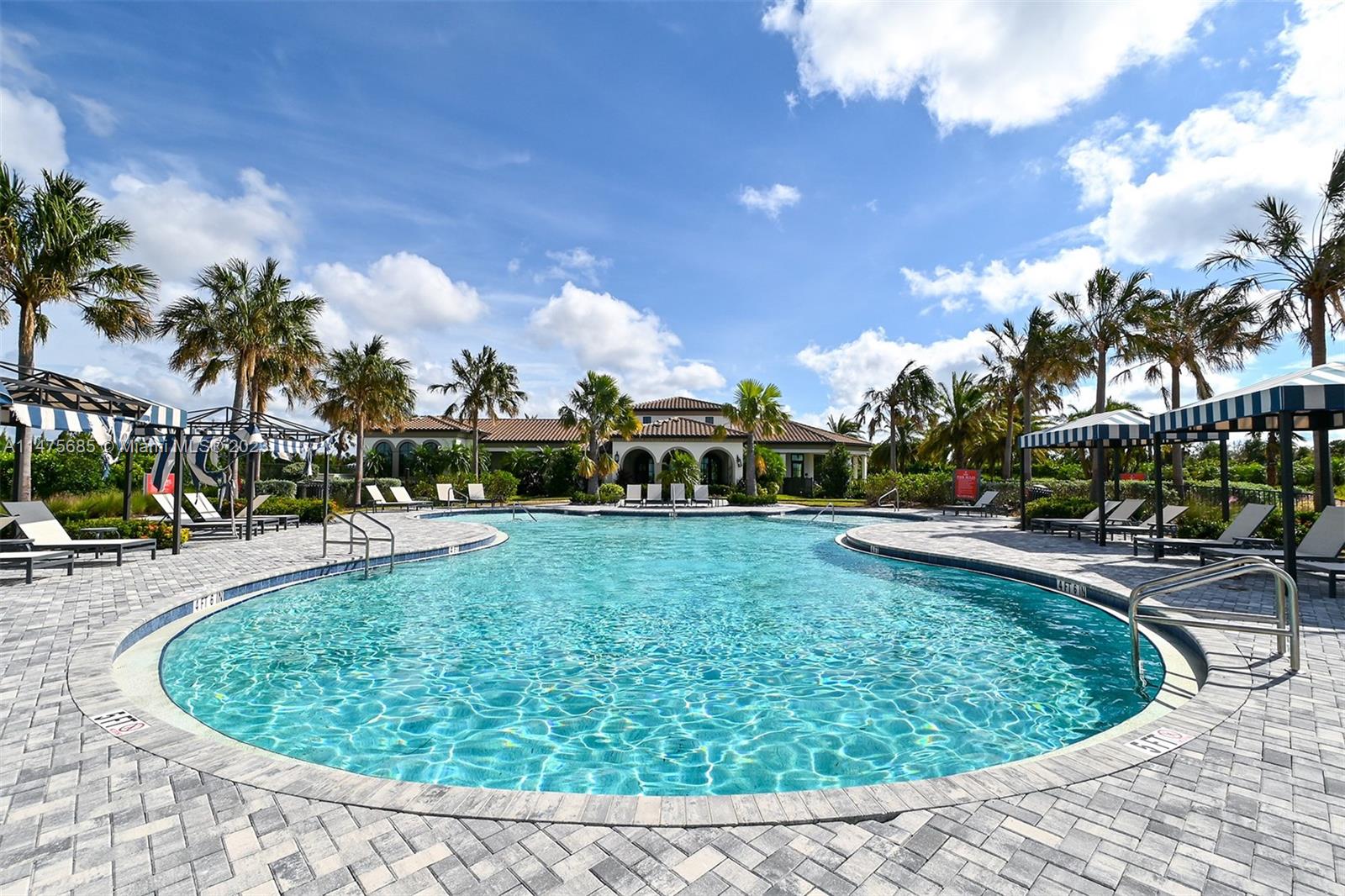 269 Bocelli Dr