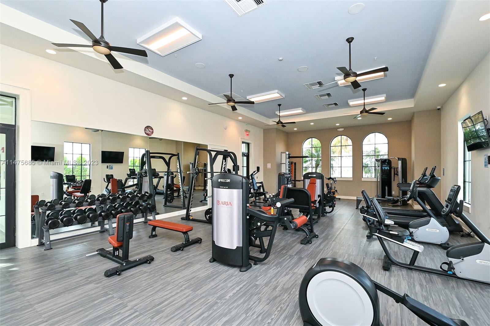 269 Bocelli Dr