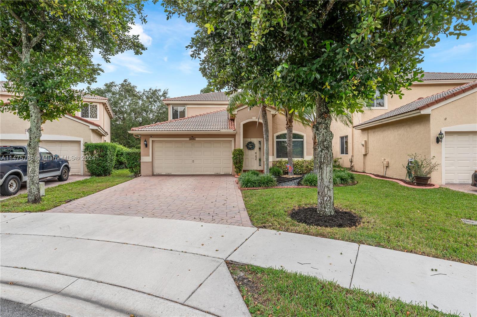 4978 Pebblebrook Ter