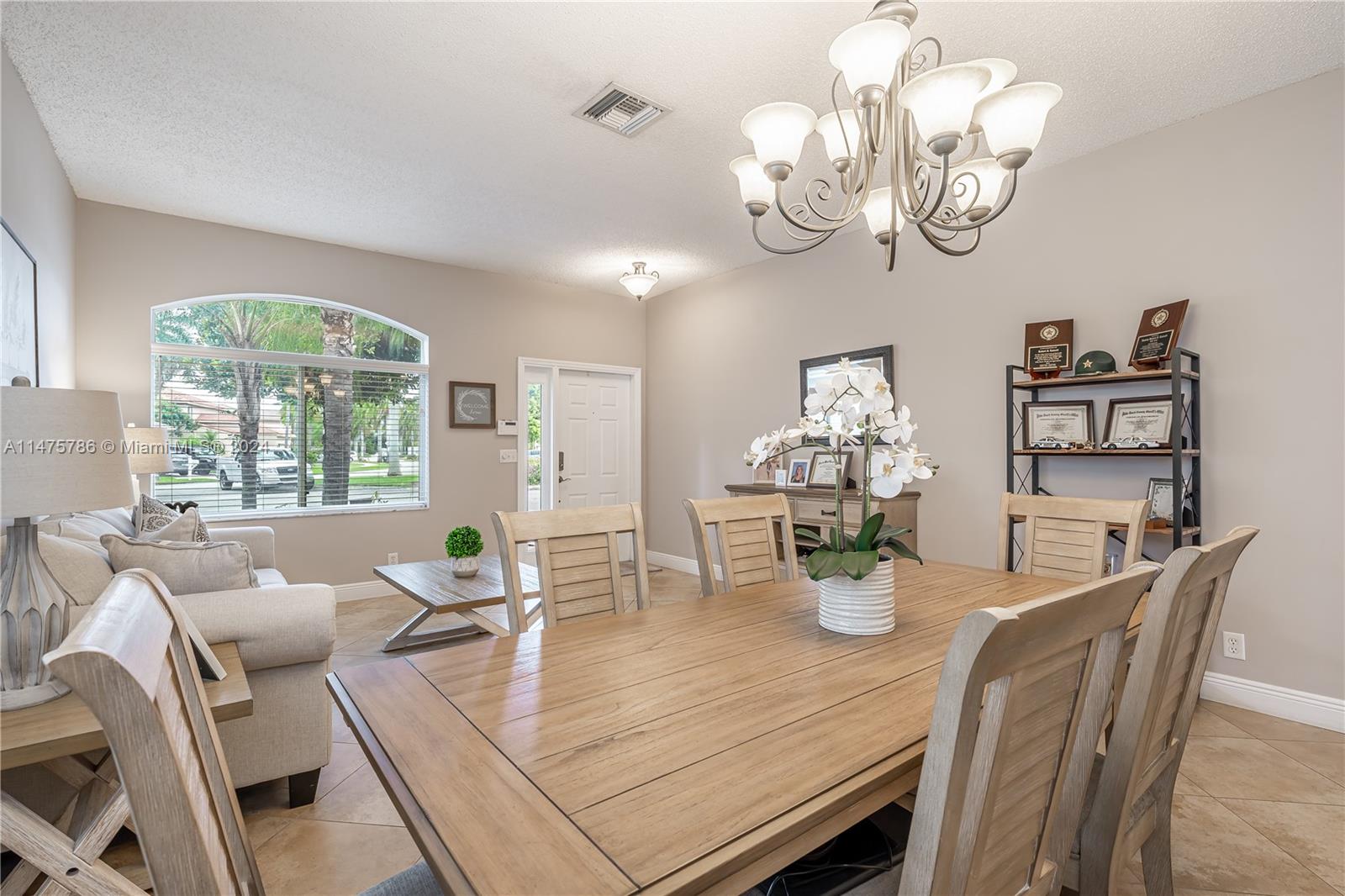 4978 Pebblebrook Ter