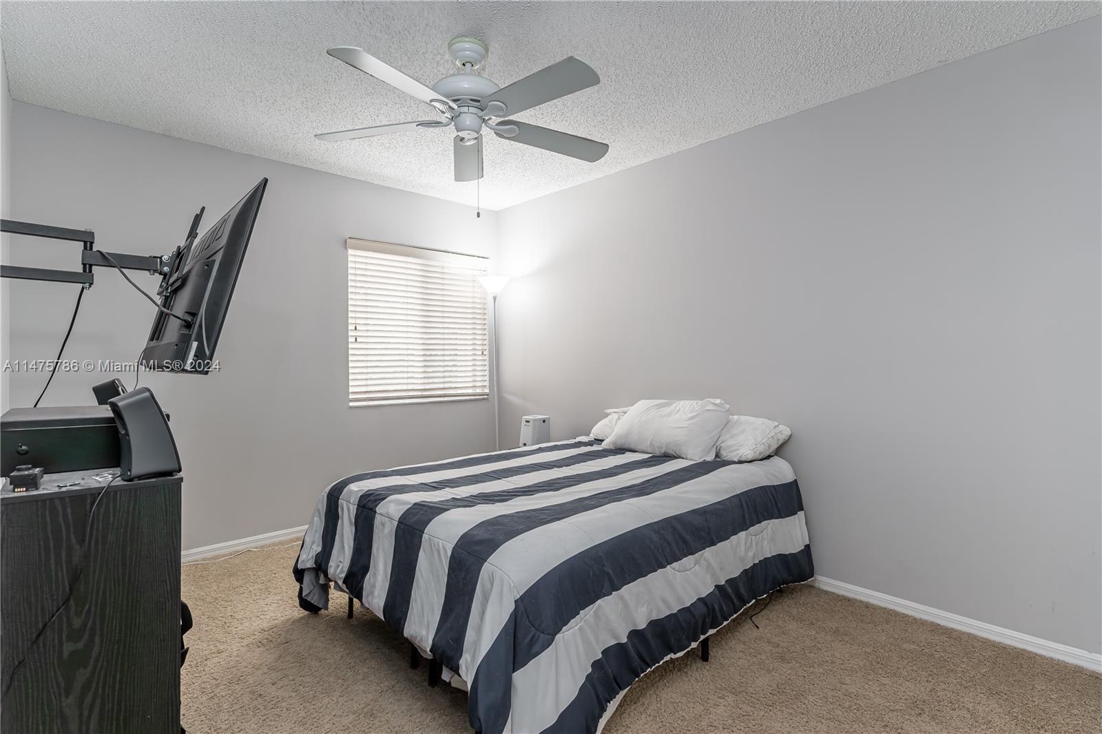 4978 Pebblebrook Ter