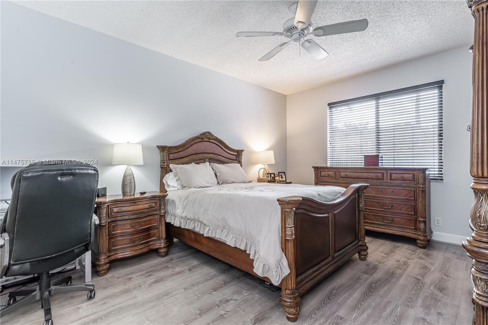 4978 Pebblebrook Ter