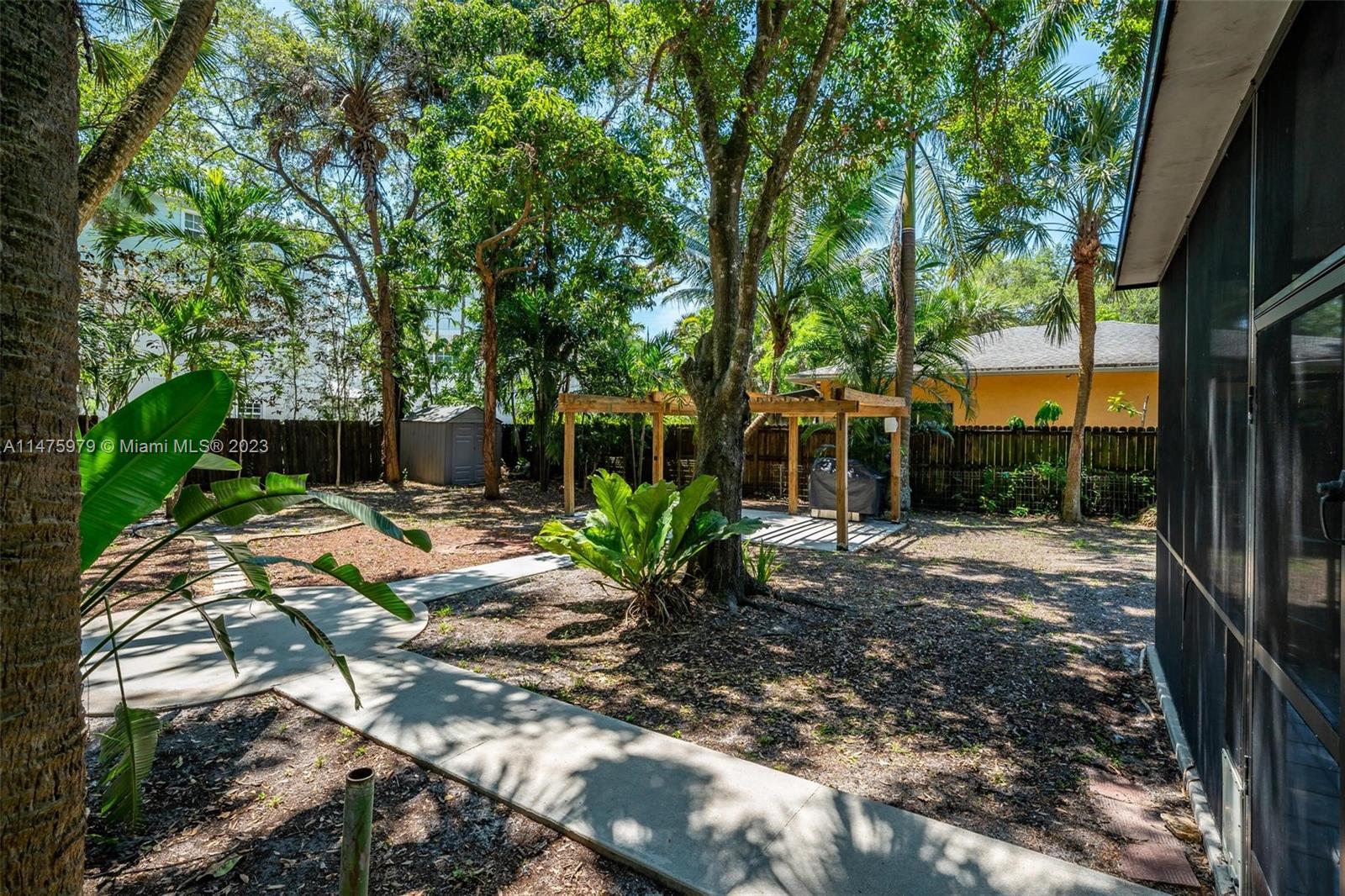 416 Seminole Ave