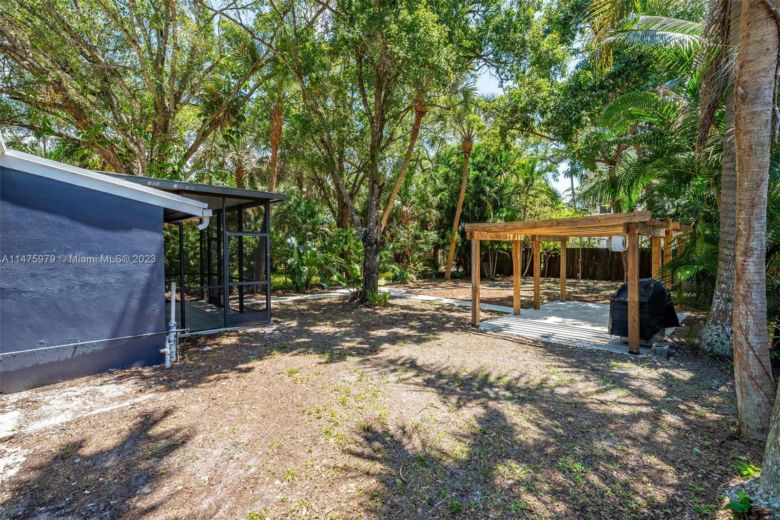 416 Seminole Ave