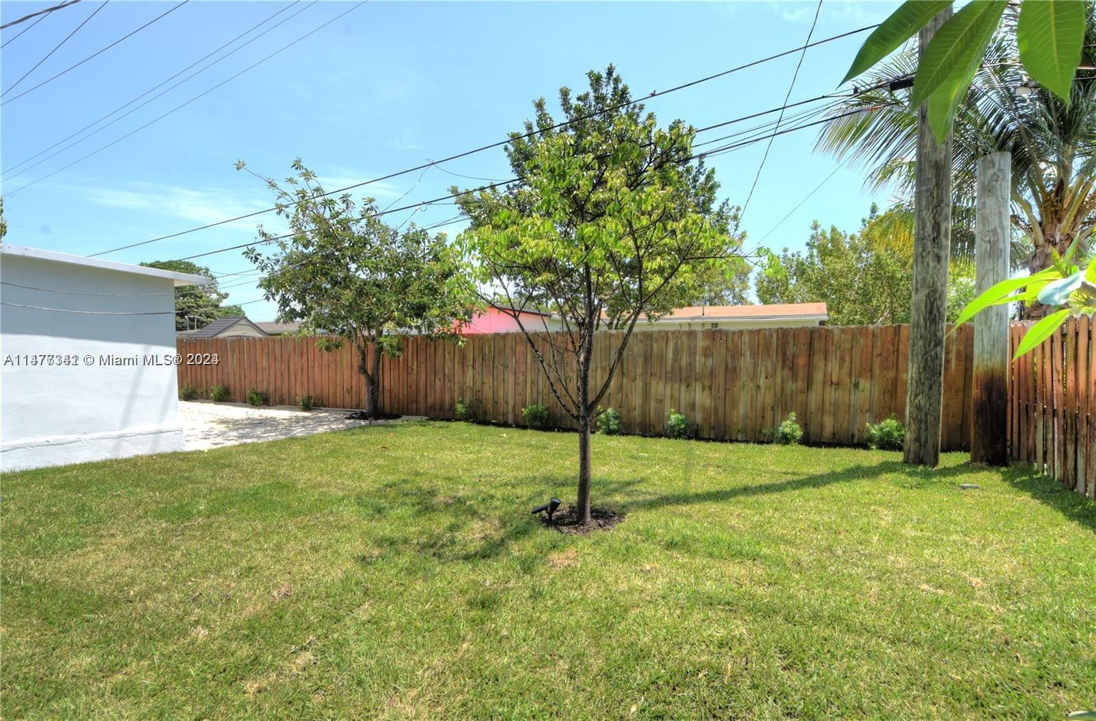 2432 NE 12TH AVE