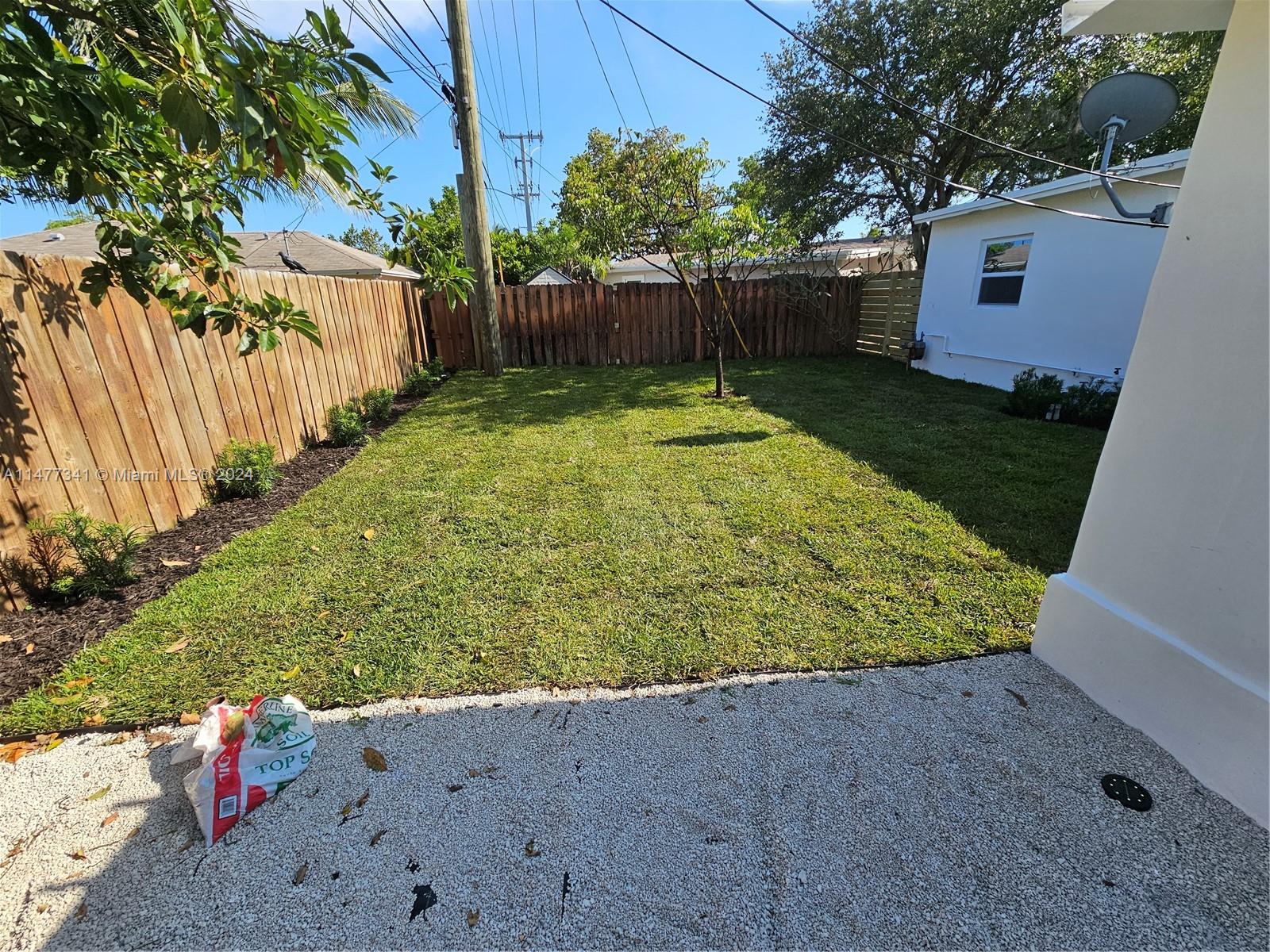 2432 NE 12TH AVE
