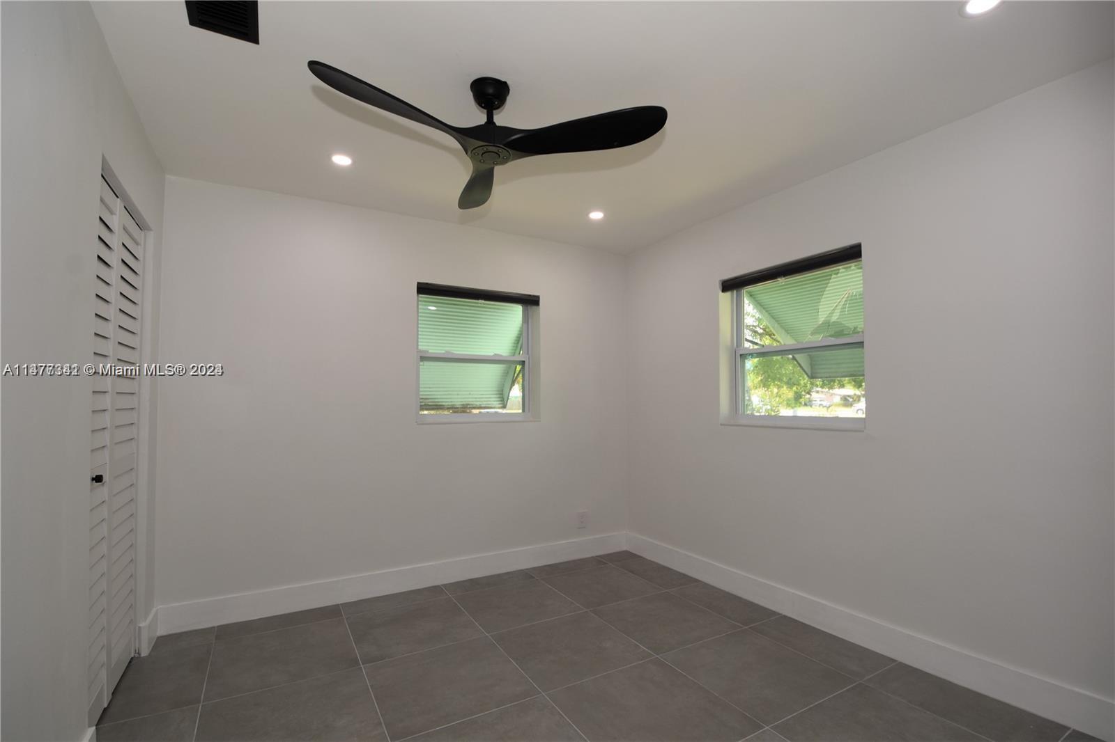 2432 NE 12TH AVE