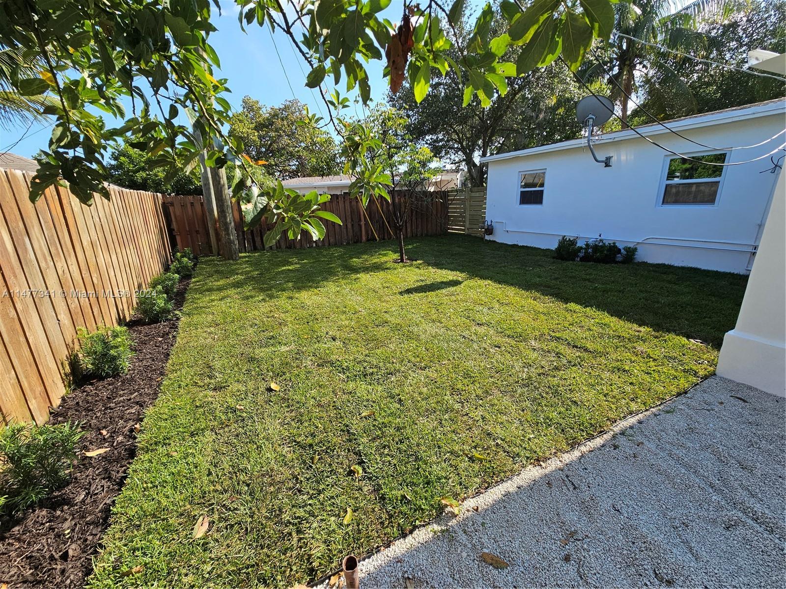 2432 NE 12TH AVE