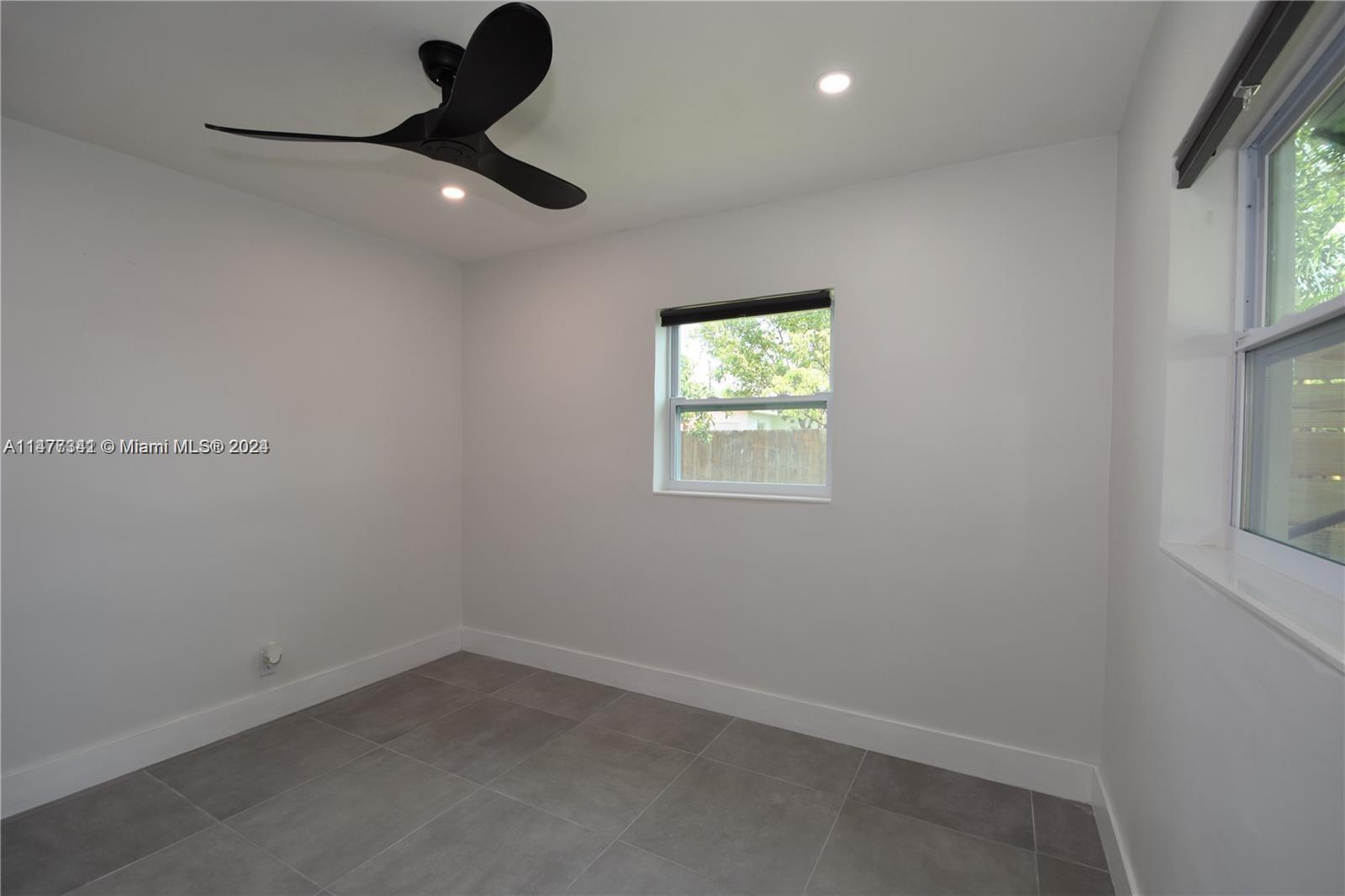 2432 NE 12TH AVE