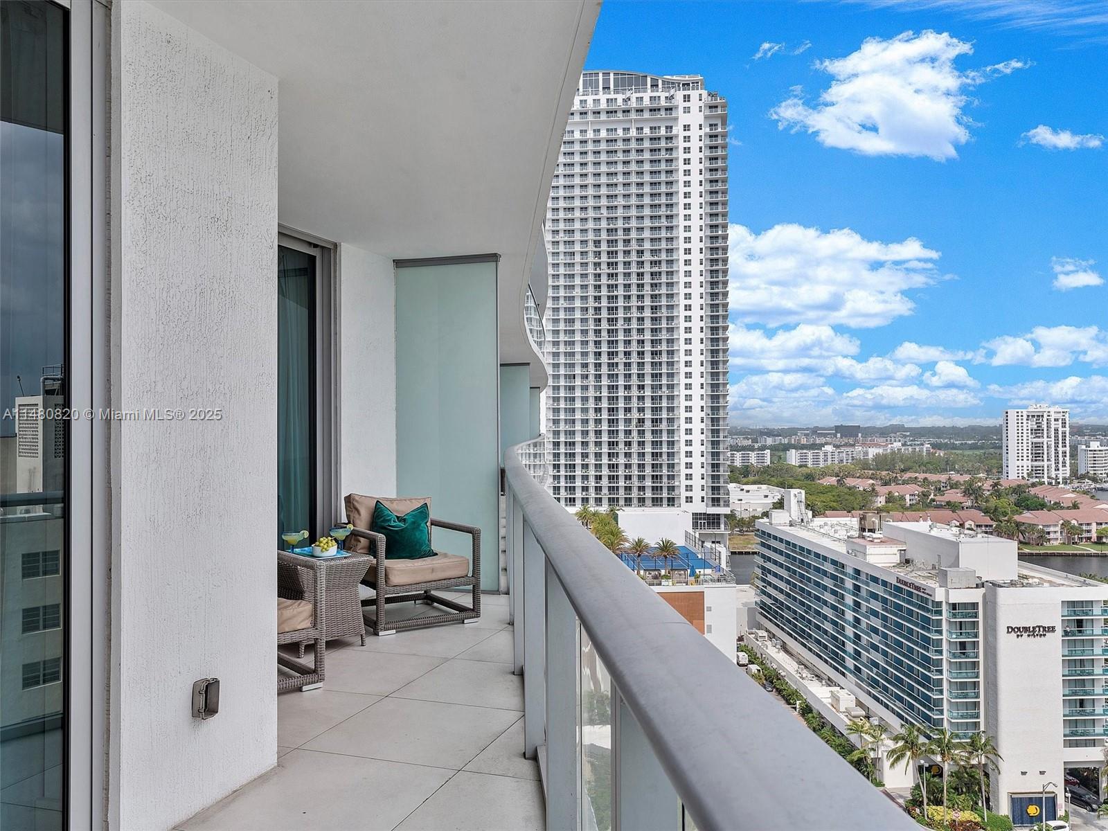 4111 S Ocean Dr # 1404