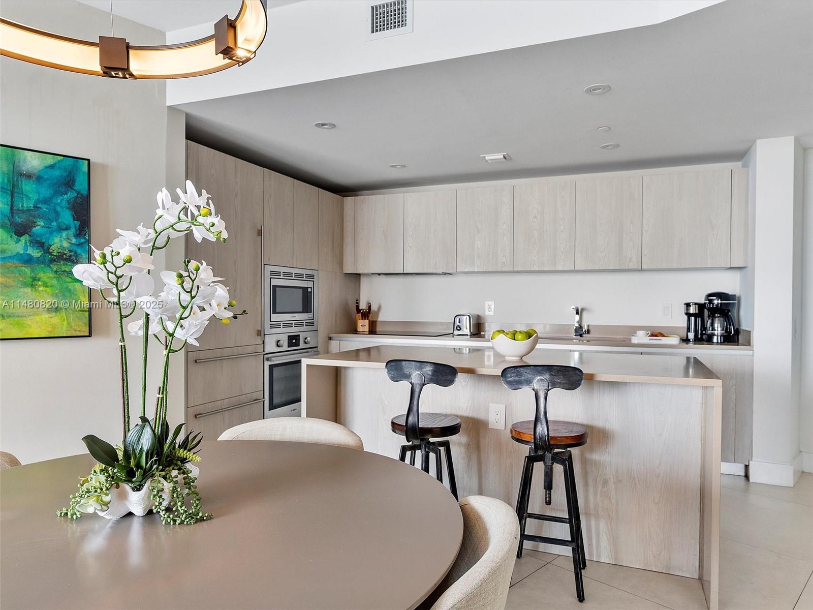 4111 S Ocean Dr # 1404