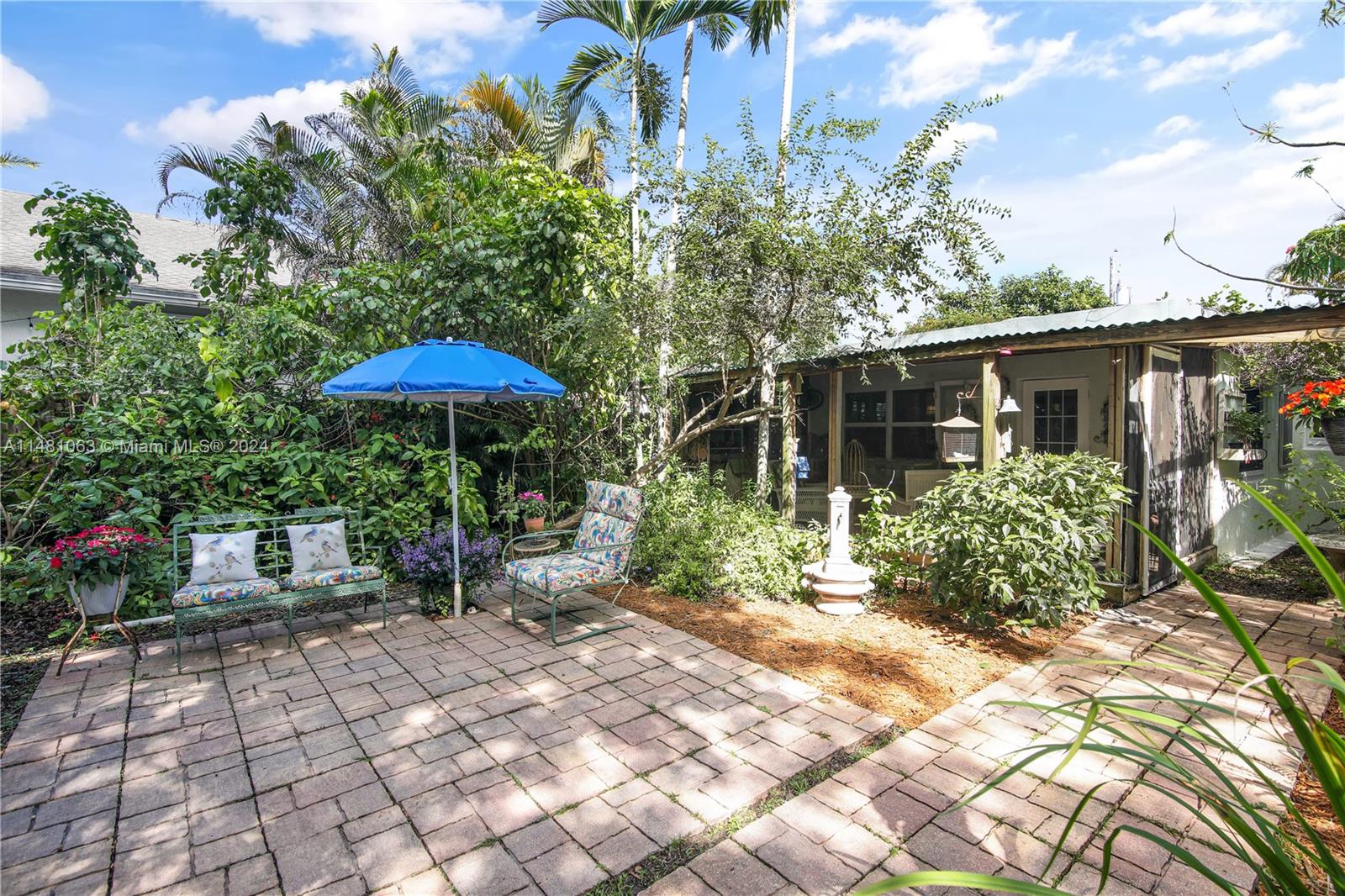 4617 SW 34th Ter