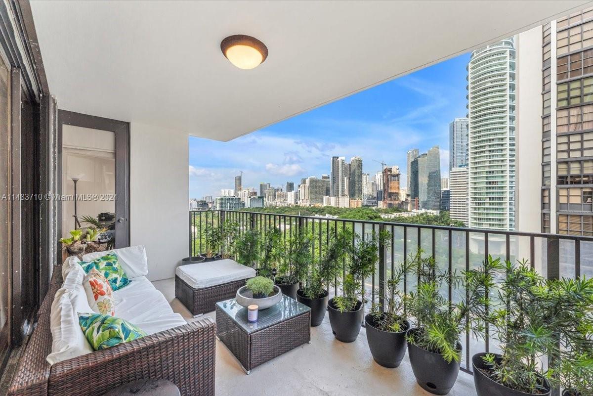 1901 Brickell Ave # B1514
