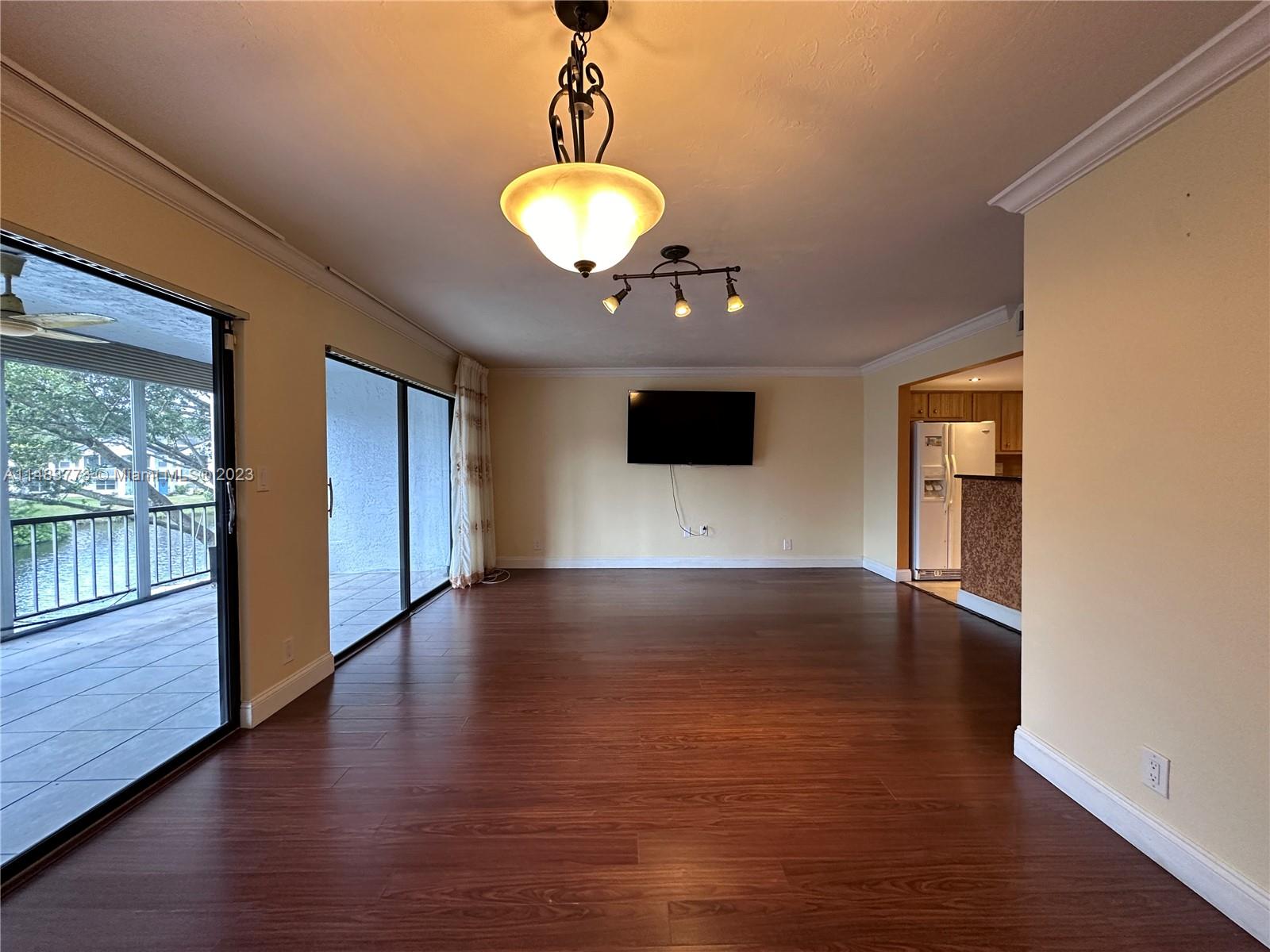 541 N University Dr # 70
