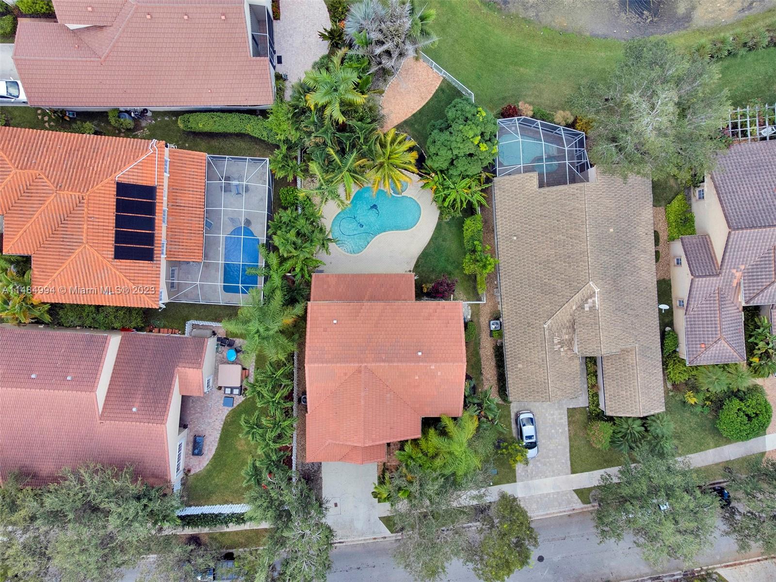 362 Lake Crest Ct