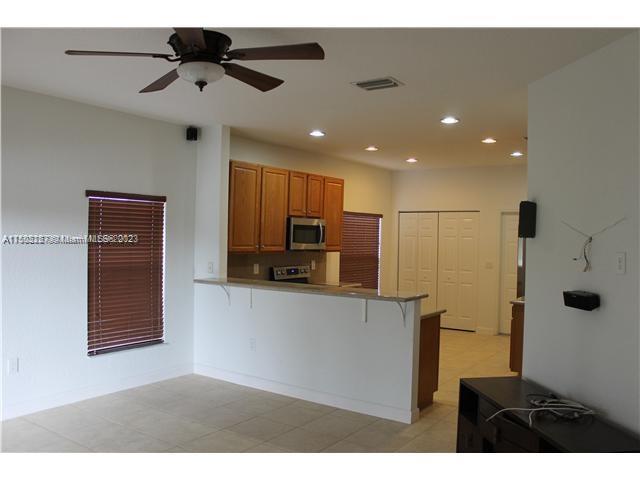 3006 SW 138th Ave