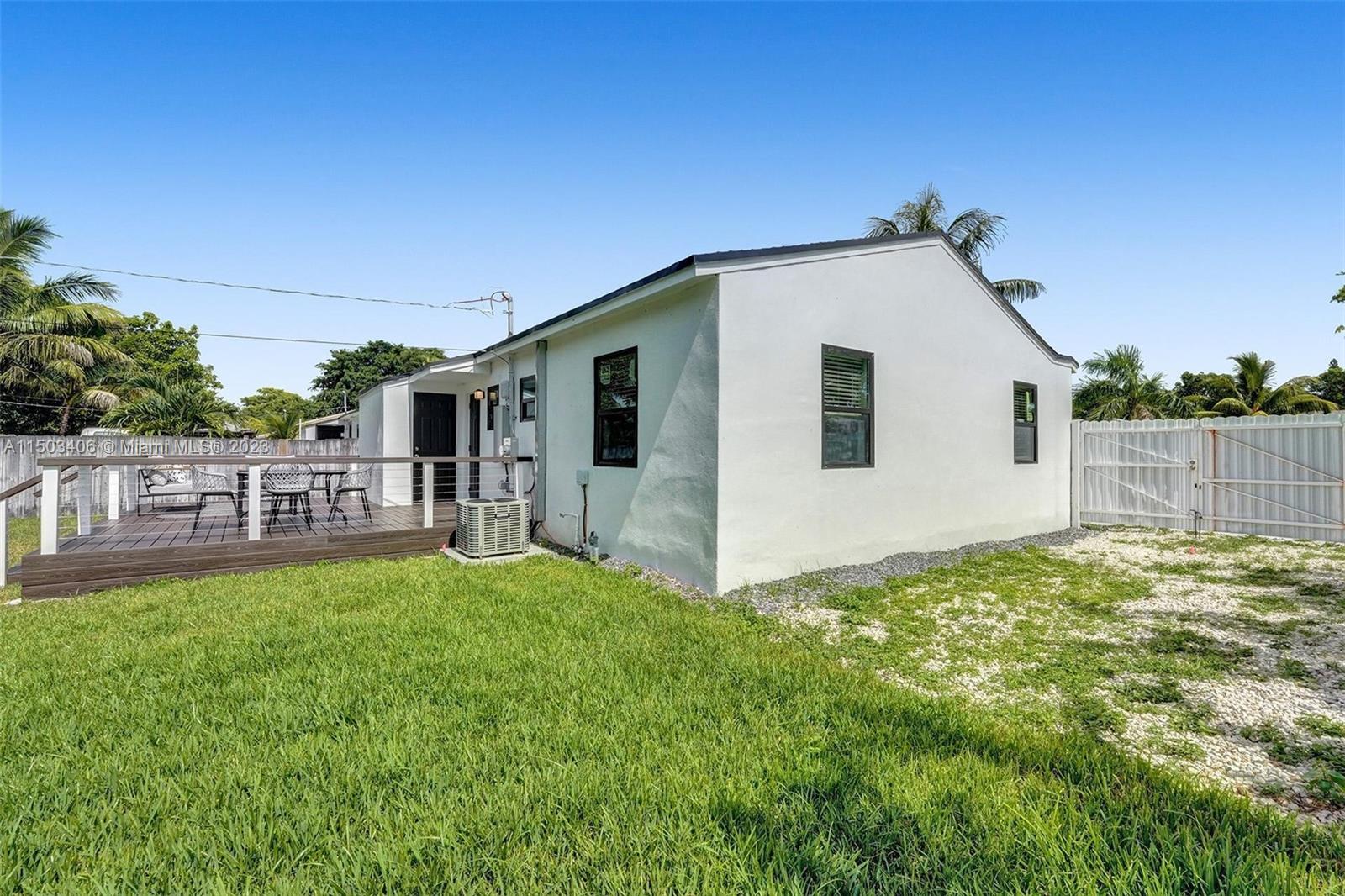 840 NW 122nd St