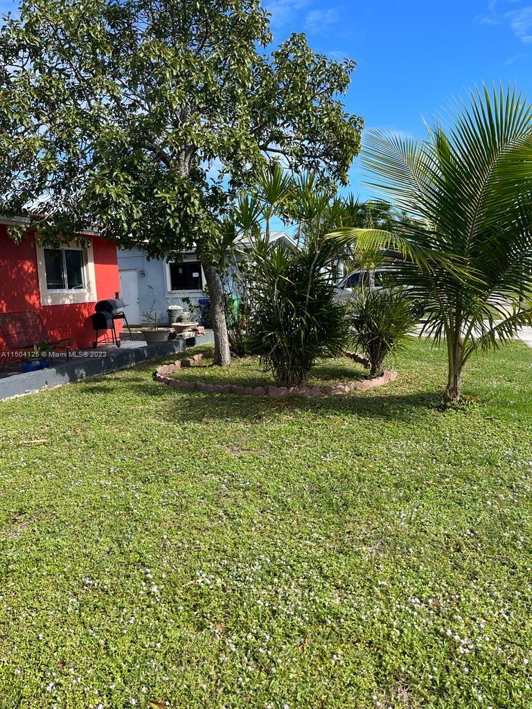4741 NW 16th St