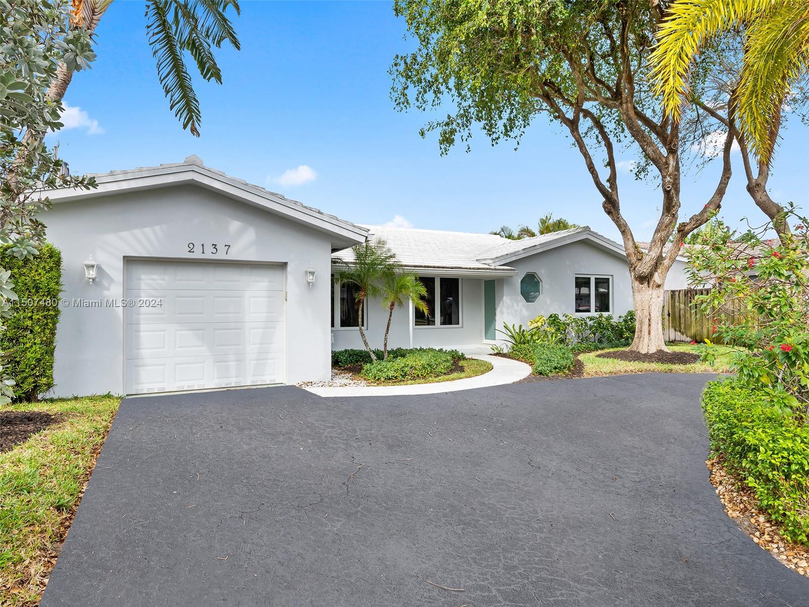 2137 IMPERIAL POINT DR
