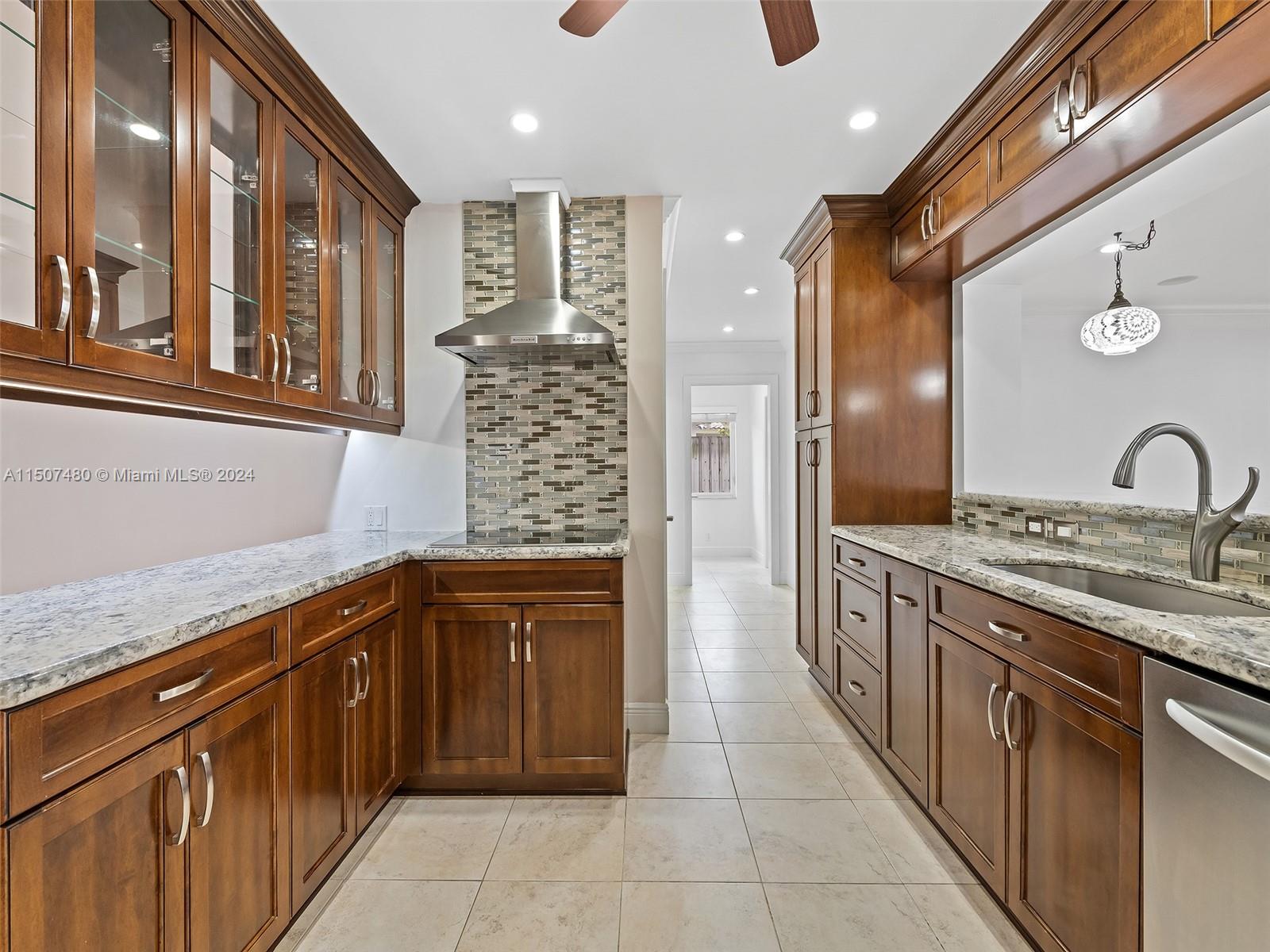 2137 IMPERIAL POINT DR