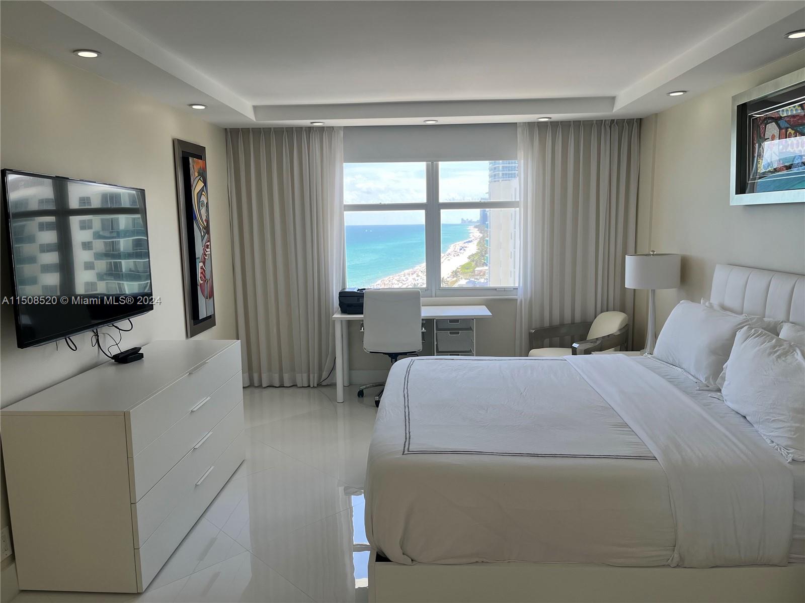 3725 S Ocean Dr # 1504