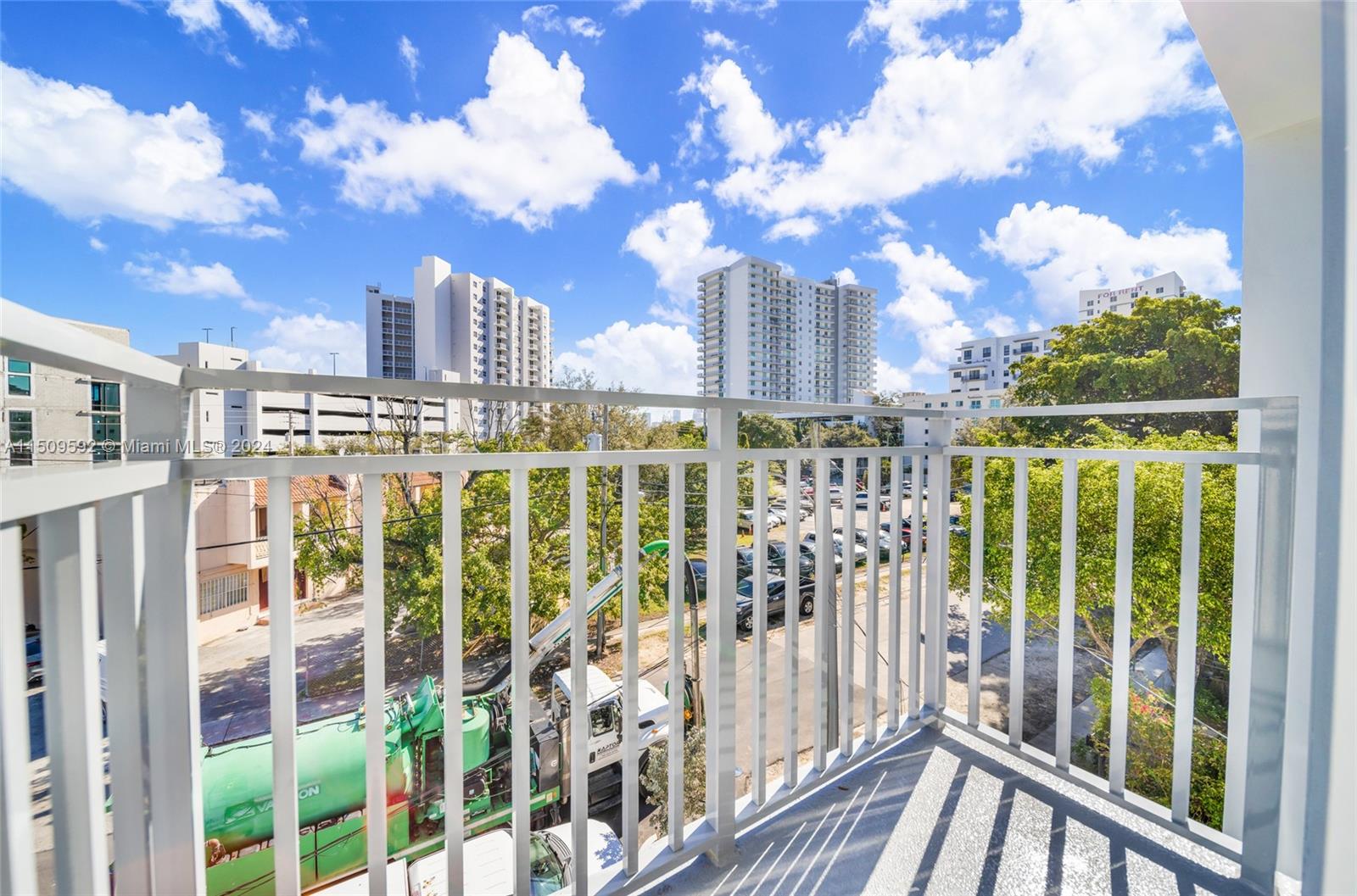 1536 NW 15th Ave # 306