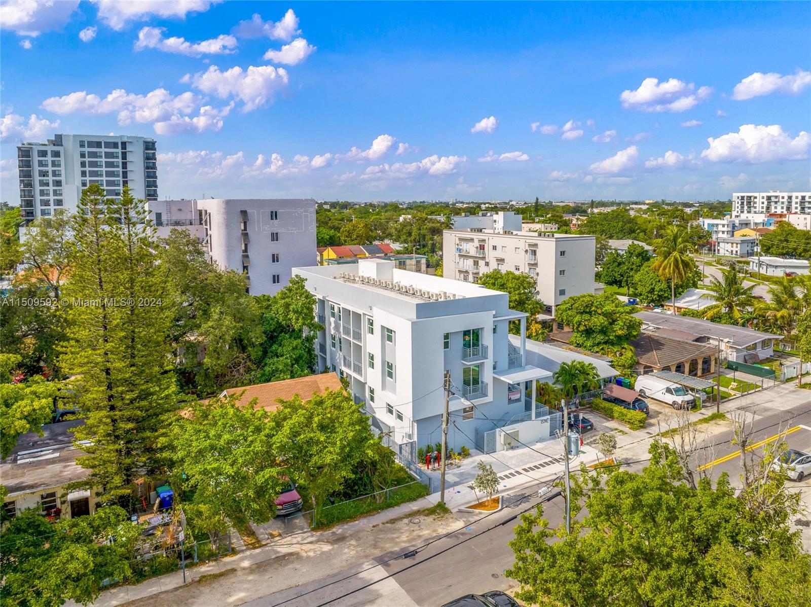 1536 NW 15th Ave # 306