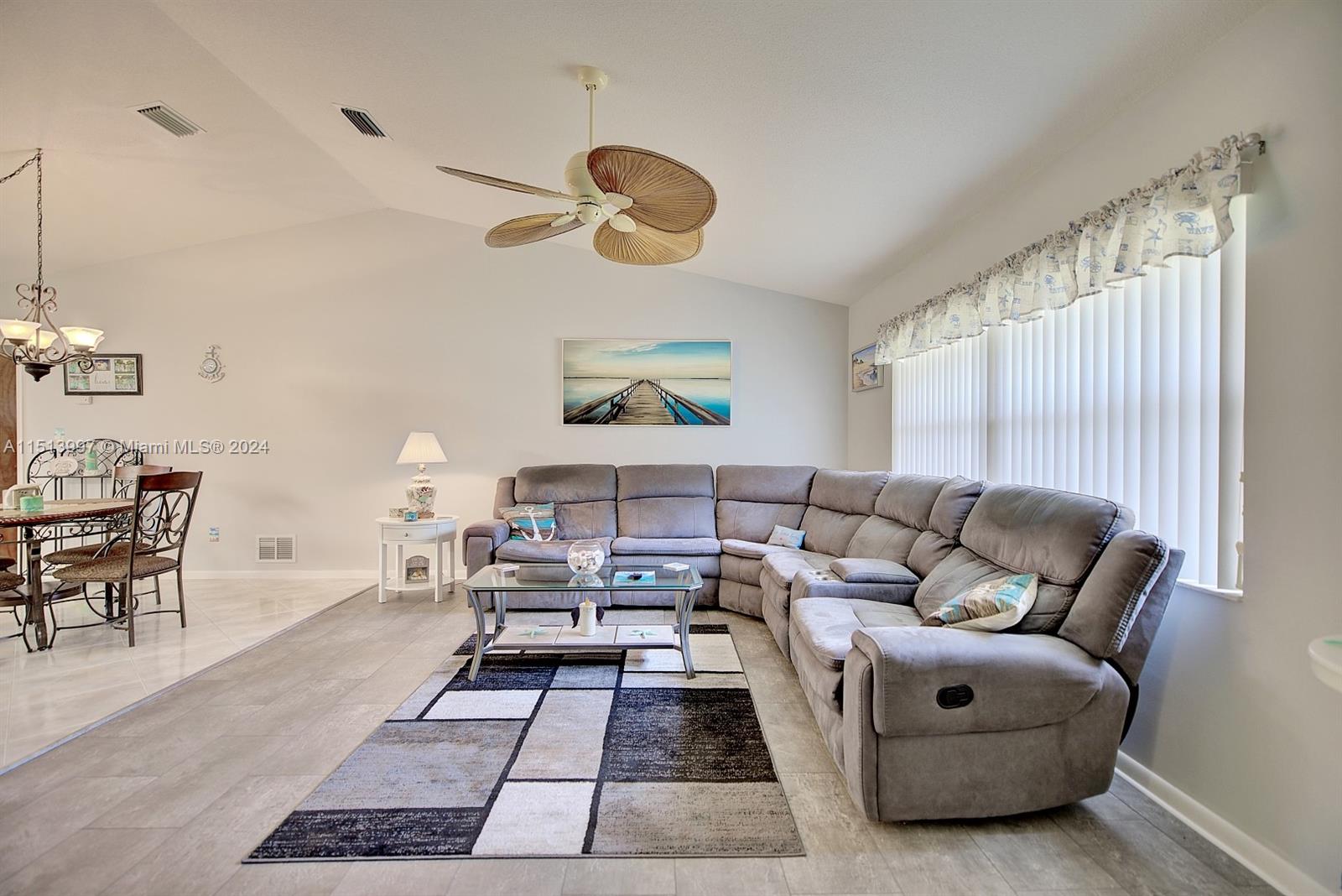 3016 Jacaranda Ave.