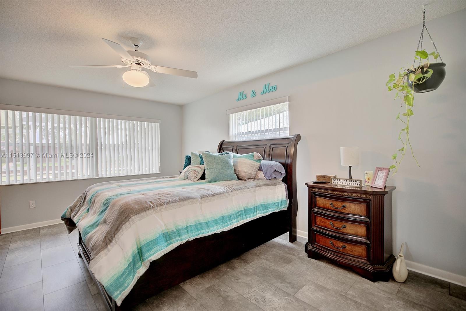 3016 Jacaranda Ave.