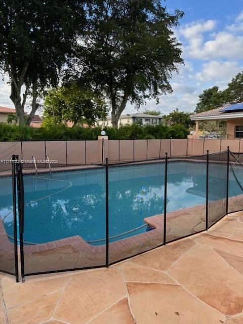 8501 NW 35th St
