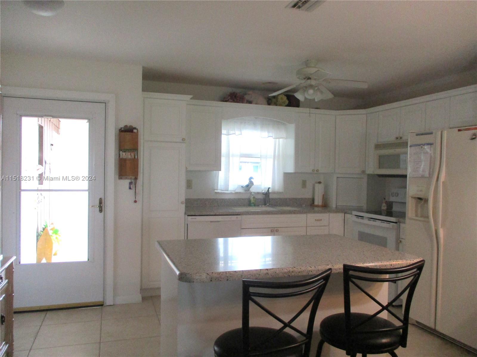 6531 SE Federal Hwy # R109