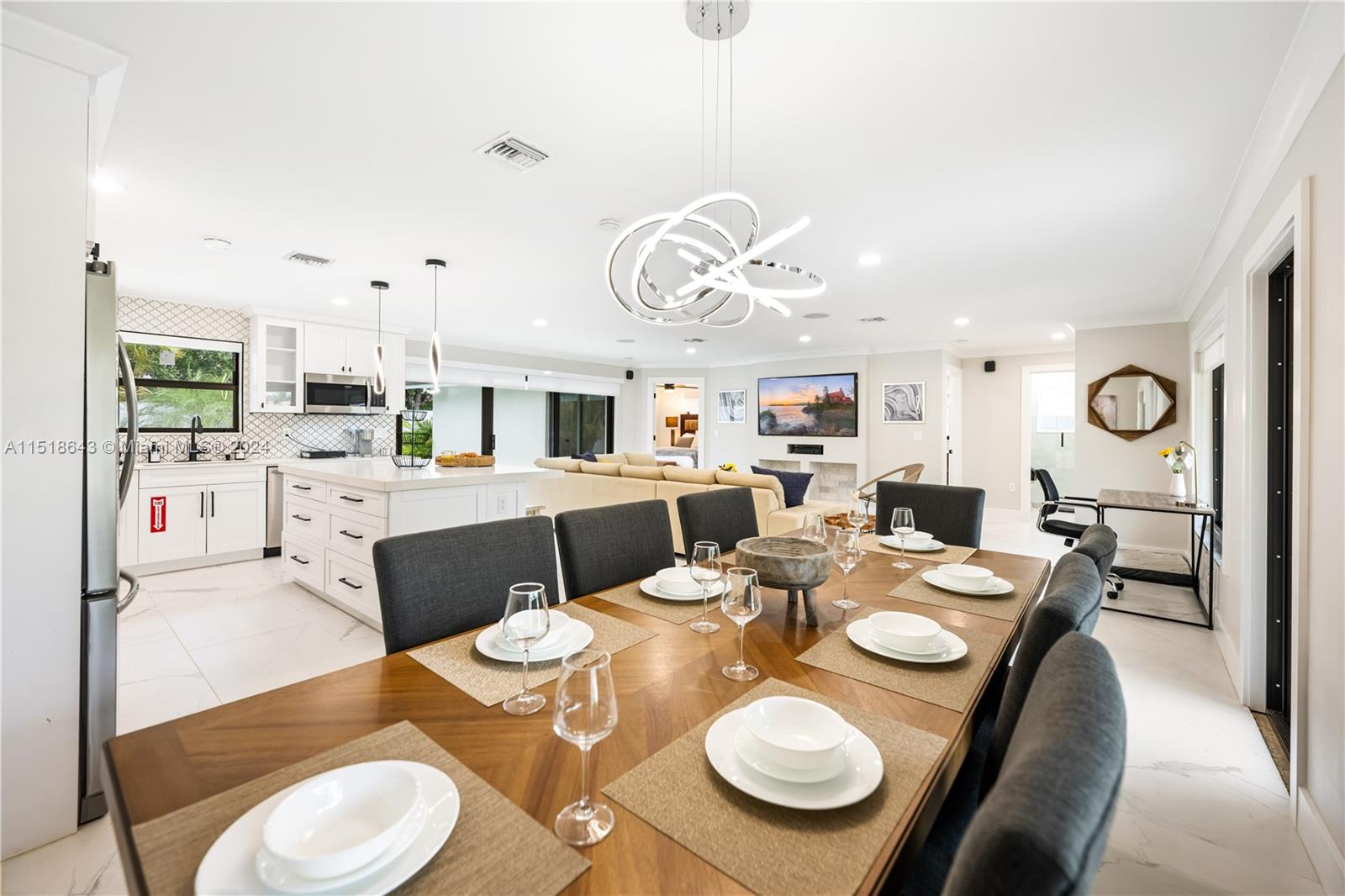 1283 Wynnewood Dr
