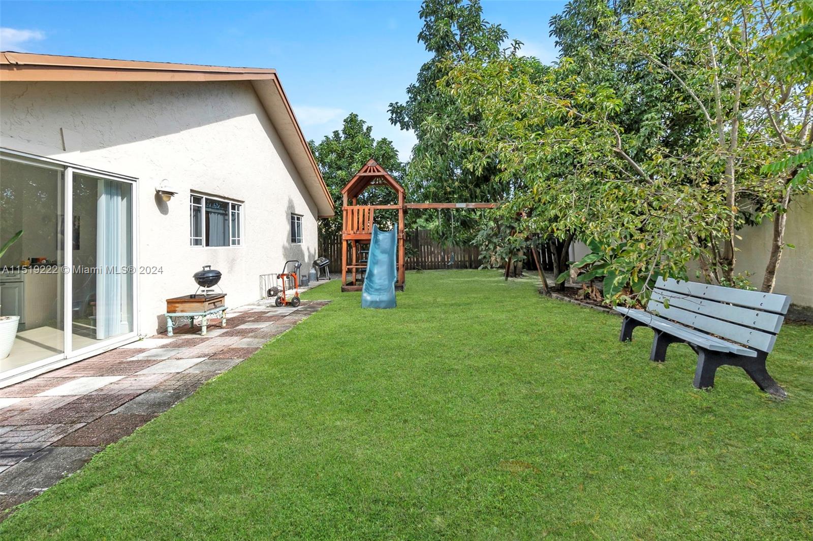 7300 NW 44th Ct