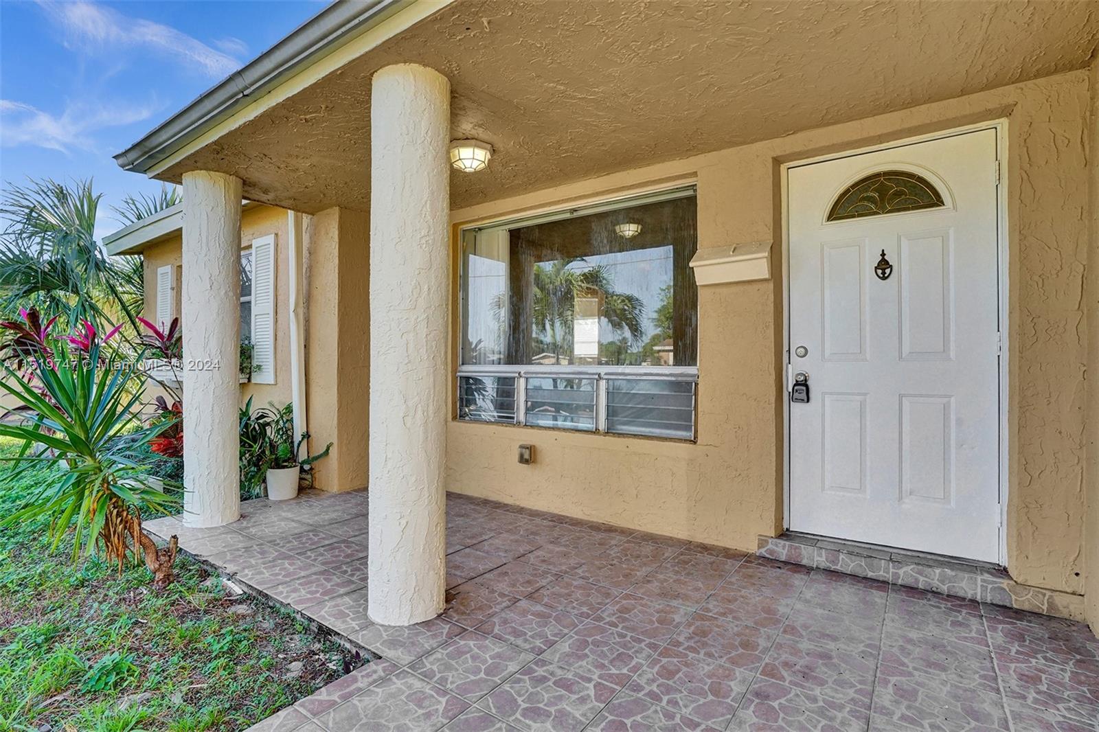 3884 NW 34th St