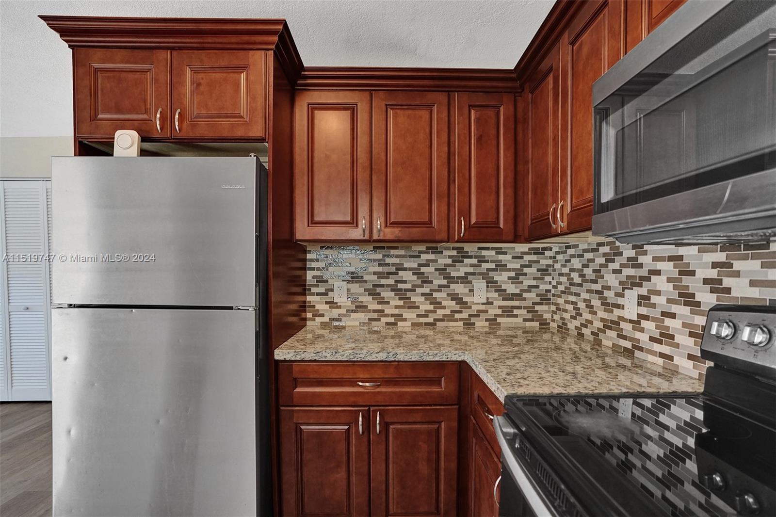 3884 NW 34th St