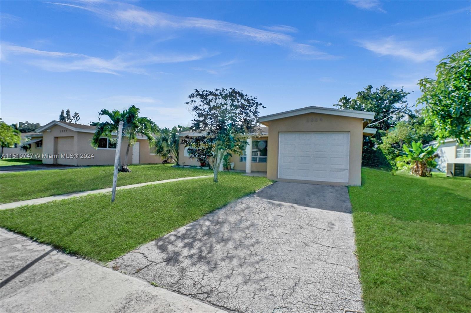 3884 NW 34th St