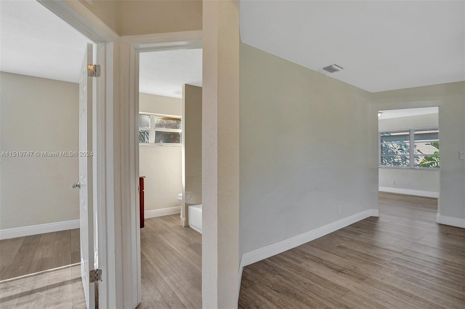 3884 NW 34th St