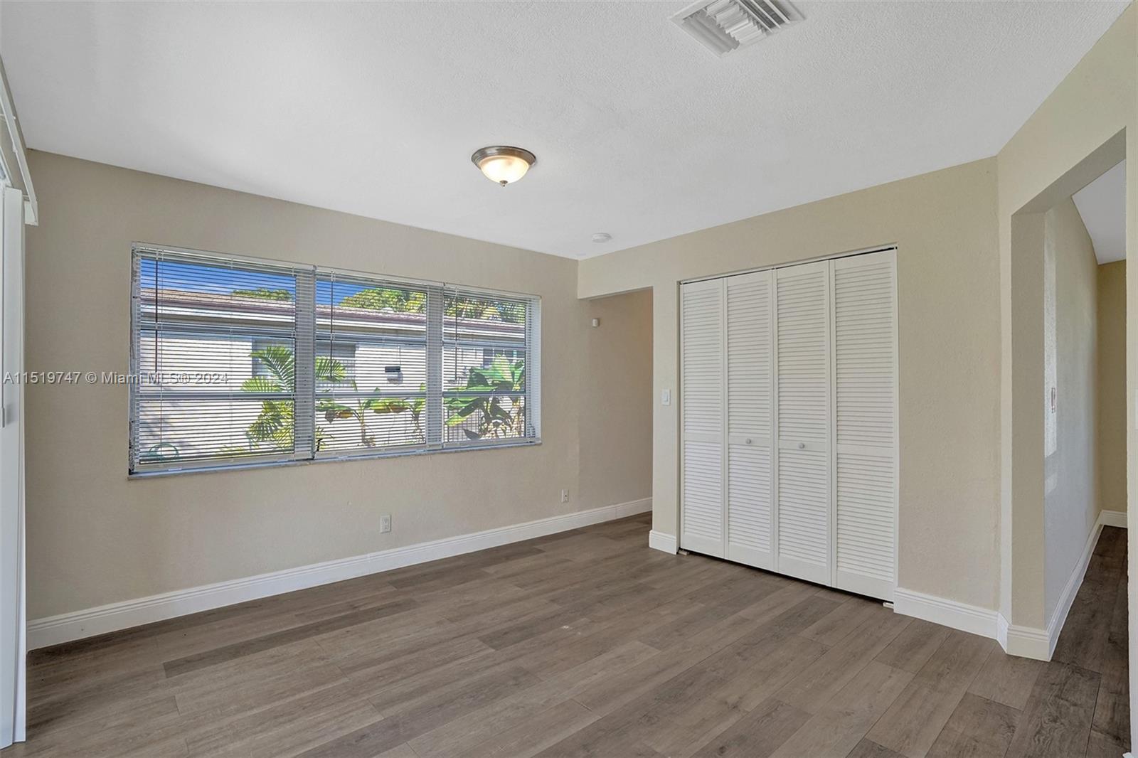 3884 NW 34th St